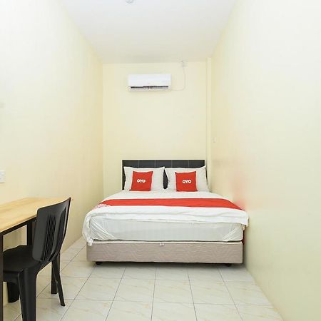 Oyo 90172 Goodwill Homestay Batu Niah Bagian luar foto