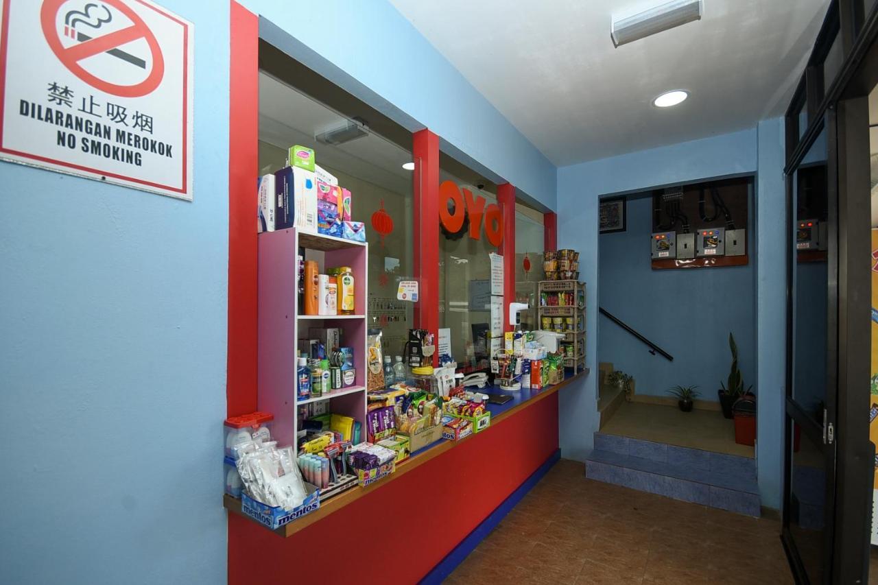 Oyo 90172 Goodwill Homestay Batu Niah Bagian luar foto