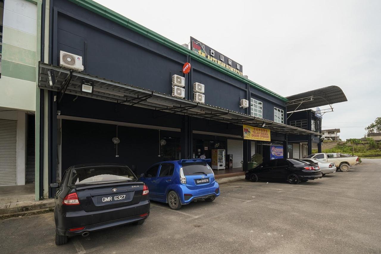 Oyo 90172 Goodwill Homestay Batu Niah Bagian luar foto